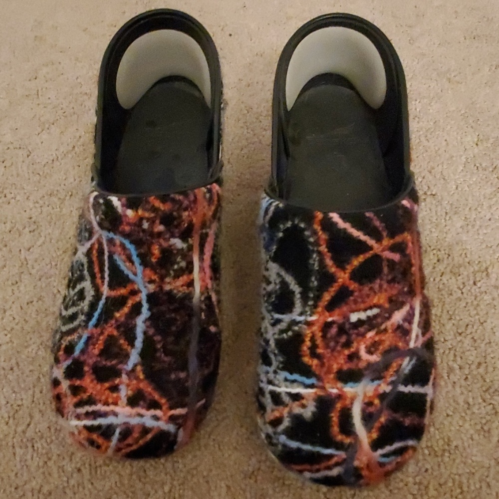 Clogs